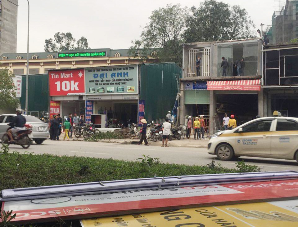 Đại công trường ngổn ngang trong chiến dịch giải phóng vỉa hè - 2 Đại công trường ngổn ngang trong chiến dịch giải phóng vỉa hè - 2