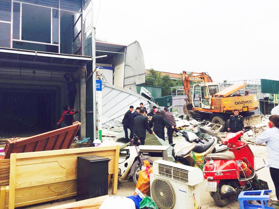 Đại công trường ngổn ngang trong chiến dịch giải phóng vỉa hè - 1 Đại công trường ngổn ngang trong chiến dịch giải phóng vỉa hè - 1