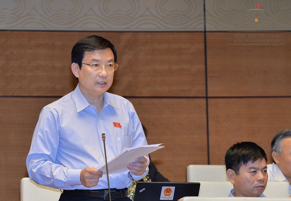 
Đại biểu Phạm Trọng Nhân phát biểu tại phiên thảo luận.

 
