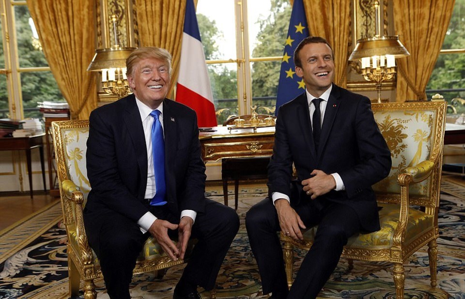 Ông Trump được chiêu đãi tiệc tối trên tháp Eiffel - 12
Hai nhà lãnh đạo Mỹ-Pháp hội đàm tại Điện Elysee. (Ảnh: Getty)