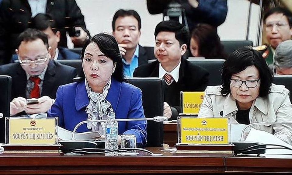 Bộ trưởng Y tế bị “truy” vì Quỹ Bảo hiểm y tế thâm hụt 5.000 tỷ đồng - 3 Cả Bộ trưởng Y tế và Tổng Giám đốc Bảo hiểm xã hội đều khẳng định quỹ bảo hiểm y tế chưa gặp nguy hiểm.