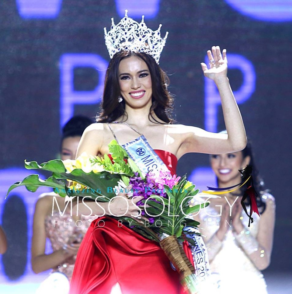 Nhan sắc quyến rũ của tân hoa hậu thế giới Philippines - 1
Laura Victoria Lehmann vốn là một MC truyền hình và một gương mặt nổi tiếng tại Philippines trước khi đăng quang ngôi vị Hoa hậu Thế giới Philiippines năm 2017. Cô đã đánh bị 34 đối thủ khác để giành lấy quyền đại diện cho Philippines tại cuộc thi Hoa hậu Thế giới 2017 tại Trung Quốc vào tháng 11/2017.