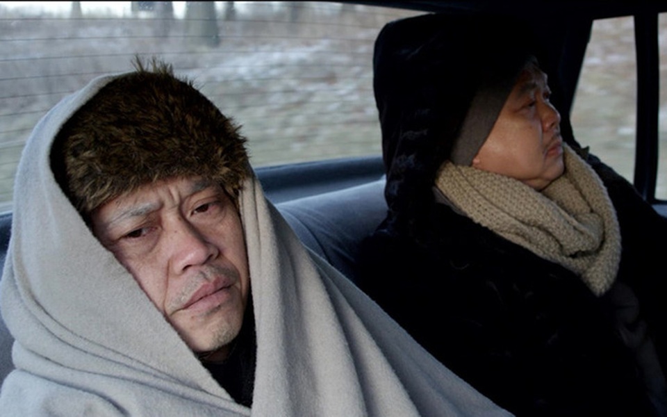 Dạ cổ hoài lang gây thổn thức với những khắc khoải của hai người già nơi xứ người. Ảnh: TL.