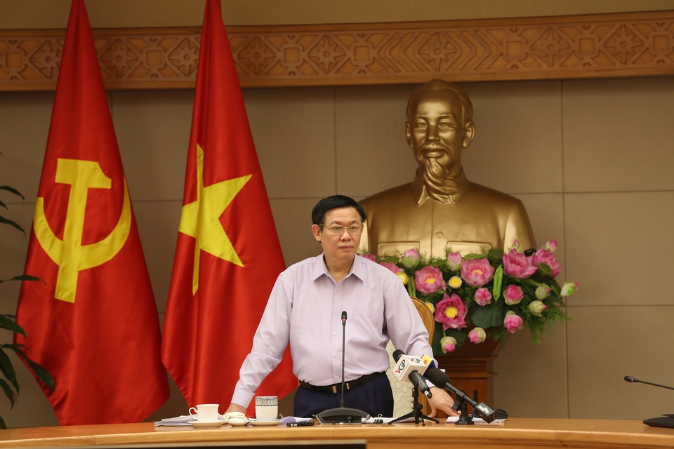 Phó Thủ tướng “truy” lãnh đạo Tập đoàn dầu khí về dự án “đắp chiếu” - 2 Phó Thủ tướng Vương Đình Huệ yêu cầu Tập đoàn Dầu khí quốc gia làm rõ trách nhiệm của từng cá nhân, tập thể