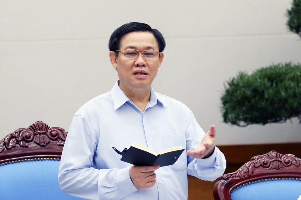 Yêu cầu "bêu tên" 730 doanh nghiệp chưa chịu "lên sàn" - 1 Phó Thủ tướng Vương Đình Huệ (ảnh: VGP).