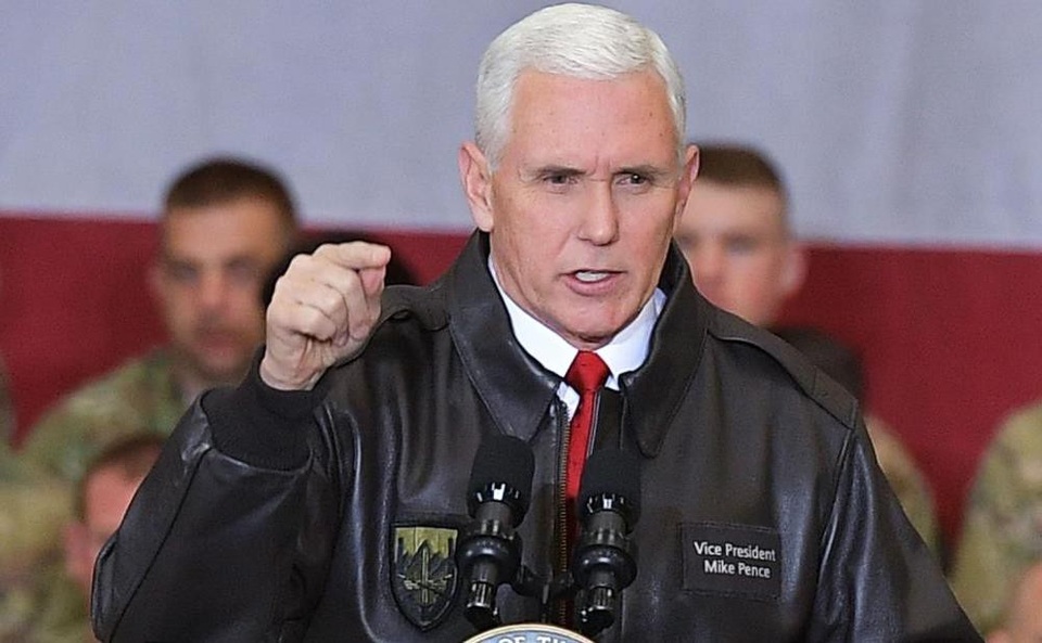 Chuyến bay bí mật của Phó Tổng thống Mỹ đến Afghanistan lúc nửa đêm - 1
Phó Tổng thống Mỹ Mike Pence (Ảnh: Getty)