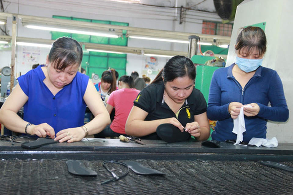 Sửa đổi Bộ Luật Lao động: Cần cân nhắc kỹ! - 1 Việc nâng tuổi nghỉ hưu cần phải được tính toán kỹ và phù hợp với từng nhóm đối tượng lao động