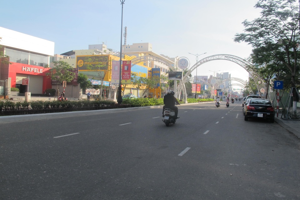 Vì sao Ninh Bình báo cáo “trắng” tai nạn giao thông dịp Tết? - 2 Đường phố Đà Nẵng bình yên sáng mùng một Tết