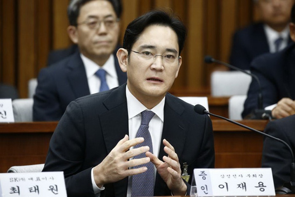 "Thái tử Samsung" Lee Jae-yong - 1 “Thái tử Samsung” điều trần trước Quốc hội Hàn Quốc vào tháng 12-2016. Ảnh: EPA