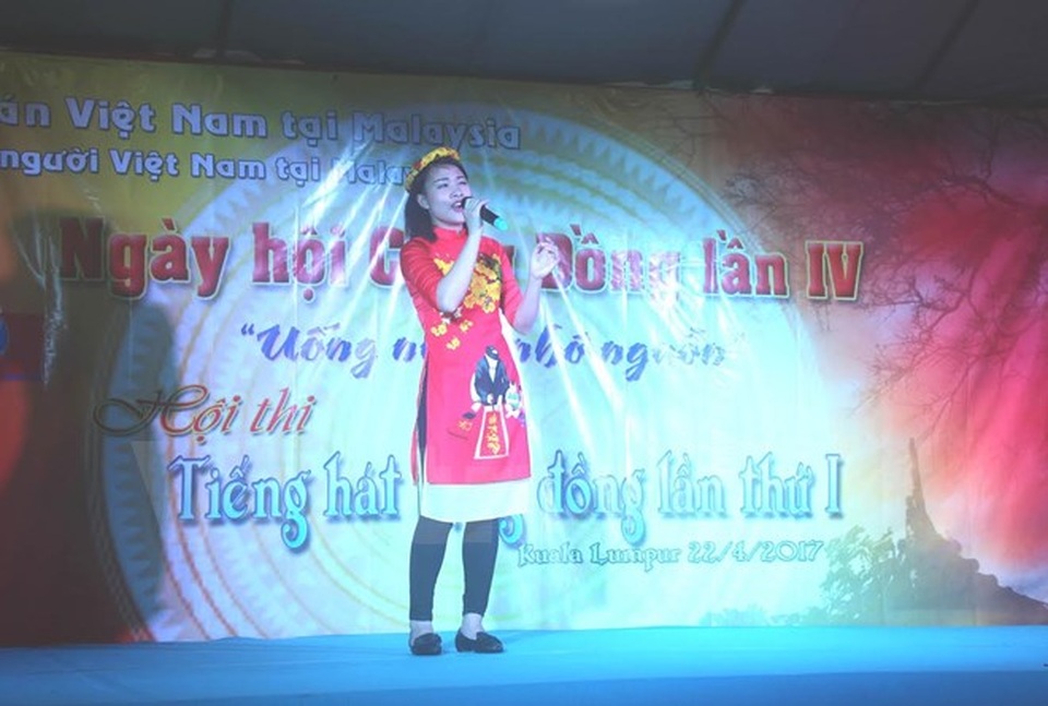 Tưng bừng ngày hội cộng đồng của người Việt tại Malaysia - 1 Một tiết mục văn nghệ tại lễ kỷ niệm. (Ảnh: Hoàng Nhương/Vietnam+)