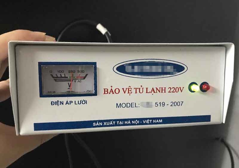 Mánh bán kèm kiếm tiền triệu mỗi ngày của shipper - 1
Khách mua tủ lạnh được tư vấn mua thêm thiết bị bảo vệ tủ lạnh giá 280.000 đồng/sản phẩm