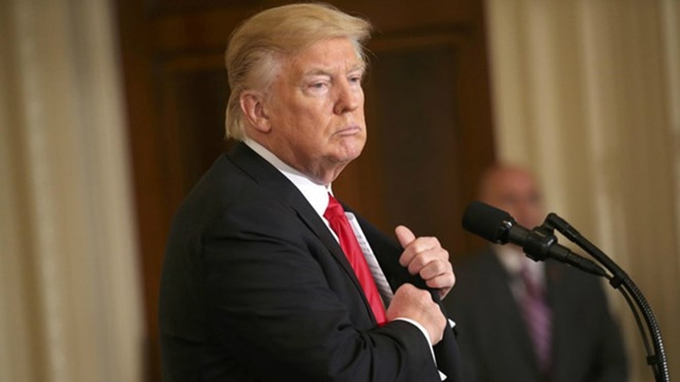 Quốc hội Mỹ và những sai lầm từ lệnh trừng phạt - 1
Tổng thống Donald Trump phản đối dự luận
