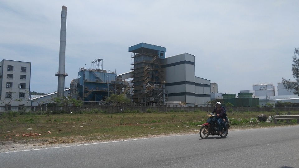 Tăng thuế: Nhìn từ Vinashin tới 12 dự án ngàn tỷ thua lỗ - 1
Công trình ngàn tỷ đắp chiếu là sự lãng phí gây nên gánh nặng ngân sách.