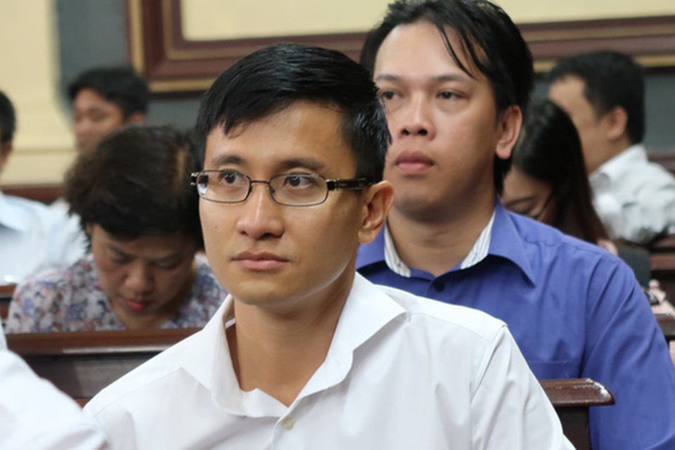 Lần đầu tiên vợ đại gia Cao Toàn Mỹ lên tiếng - 1 Ông Cao Toàn Mỹ tại tòa. Ảnh: PHẠM DŨNG