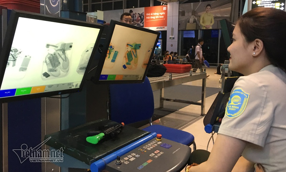 Đồ vật bên trong hành lý xách tay, ký gửi đều được bộ phận an ninh sân bay kiểm tra rất kỹ lưỡng