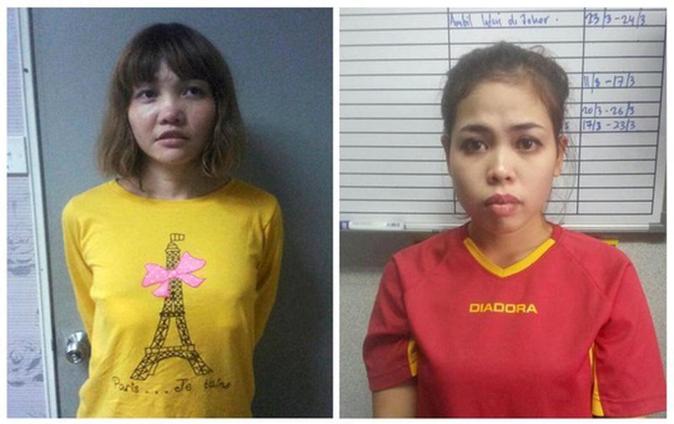 Đoàn Thị Hương đối mặt phiên tòa dài hơi - 1
Hai nghi phạm Siti Aisyah (phải) và Đoàn Thị Hương. Ảnh: REUTERS