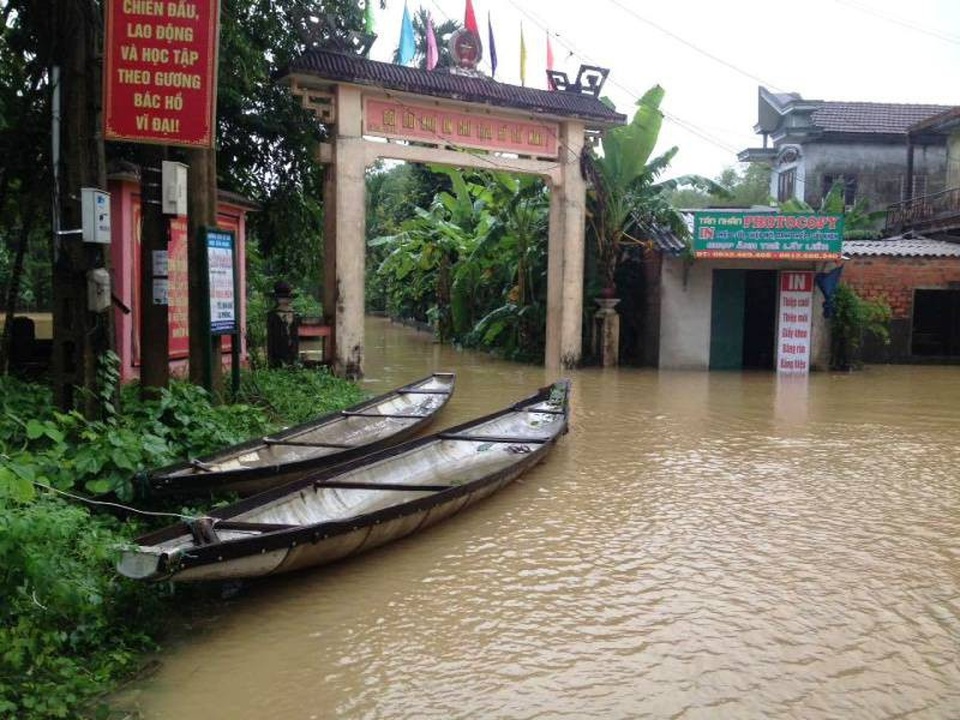 Hội An di dời dân, hàng loạt tuyến đường bị ngập sâu, nhiều địa phương bị cô lập - 9 Khu dân cư tại Câu Nhi, xã Hải Tân bị ngập