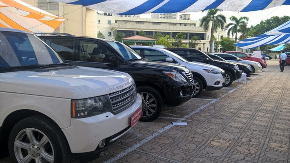 Từ đầu năm 2018, xe ô tô cũ nhập khẩu sẽ bị áp hàng loạt thuế nặng - 1 Năm 2018, thuế nhập khẩu xe hơi nguyên chiếc loại mới từ ASEAN có giảm về 0% nhưng xe cũ cũng không thể về Việt Nam dễ dàng