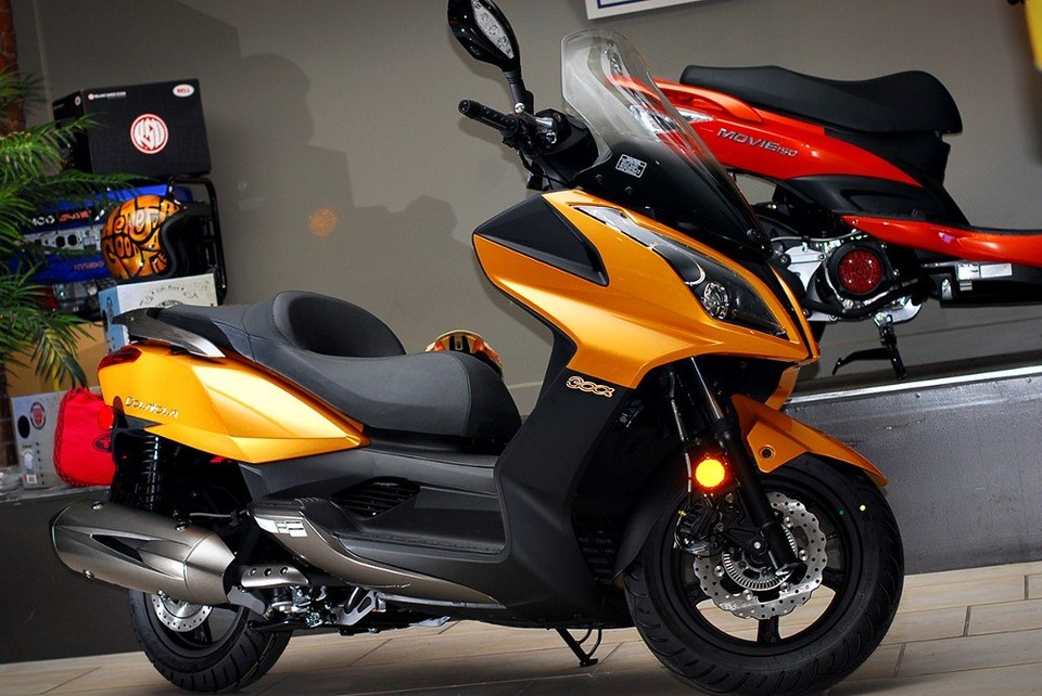 
Nhiều người muốn đổi từ xe số sang xe tay ga, thậm chỉ cả xe tay ga phân khối lớn
