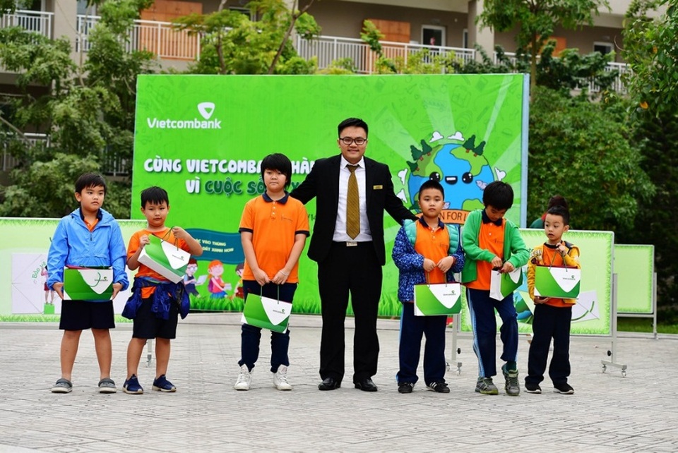 Chung tay cùng cộng đồng tô xanh cuộc sống - 1 Chung tay cùng cộng đồng tô xanh cuộc sống - 1