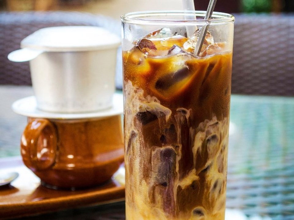 Café sữa đá Việt Nam lọt danh sách những cốc cà phê ngon nhất thế giới - 1 Café sữa đá Việt Nam lọt danh sách những cốc cà phê ngon nhất thế giới - 1