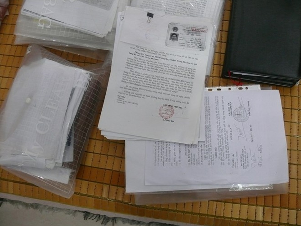 Nga “Cồn Dầu” và hành trình làm mưa làm gió bóp chẹt dân nghèo - 2 Đọc lệnh bắt Nga và các đơn thư, tài liệu liên quan