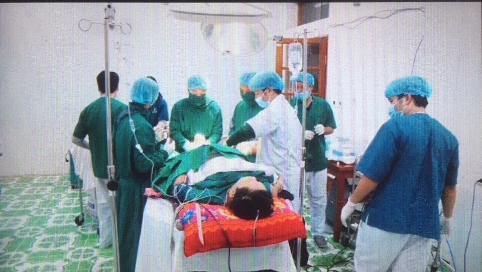 
Các bác sĩ tại Trung tâm đã cấp cứu thành công
