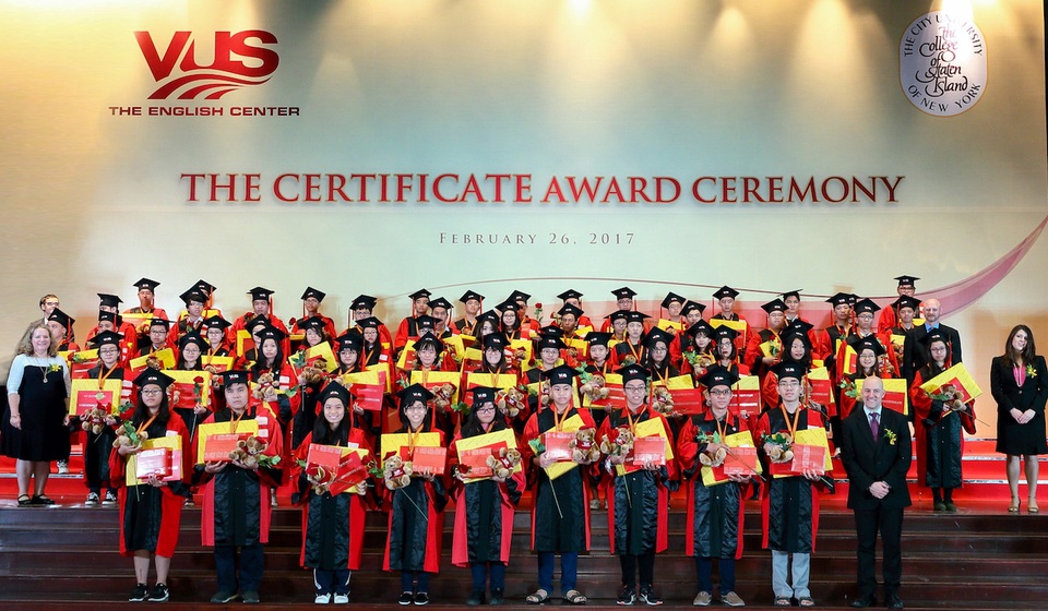 Bí quyết giành điểm tuyệt đối chứng chỉ Anh ngữ quốc tế của bé 11 tuổi - 1 Học viên VUS nhận chứng chỉ Anh ngữ quốc tế IELTS và TOEFL iBT được công nhận trên toàn thế giới.