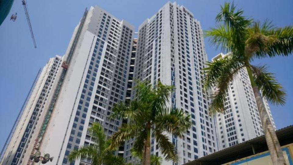 Thị trường BĐS đầu năm: Giao dịch căn hộ chung cư áp đảo - 1 Căn hộ chung cư trung và cao cấp hút khách hàng trong những tháng đầu năm 2017.