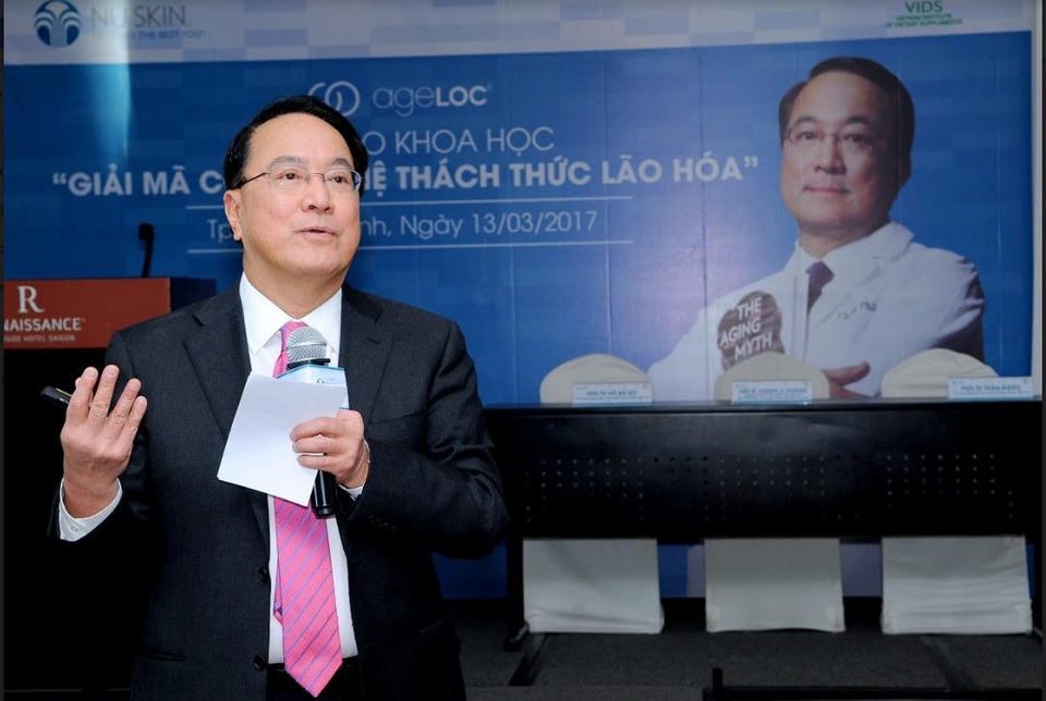Giải mã công nghệ thách thức lão hóa - 1 Tiến sĩ Joseph Y. Chang vén bức màn bí ẩn về ngăn ngừa lão hóa