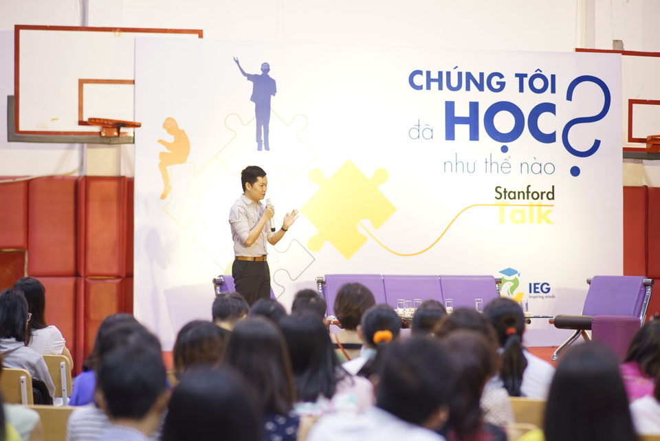 Tiến sĩ Việt tại ĐH Stanford: “Bố mẹ là ai trên đường học hành của con cái?” - 1
TS. Nguyễn Chí Hiếu chia sẻ quá trình vào Đại học Stanford của mình.