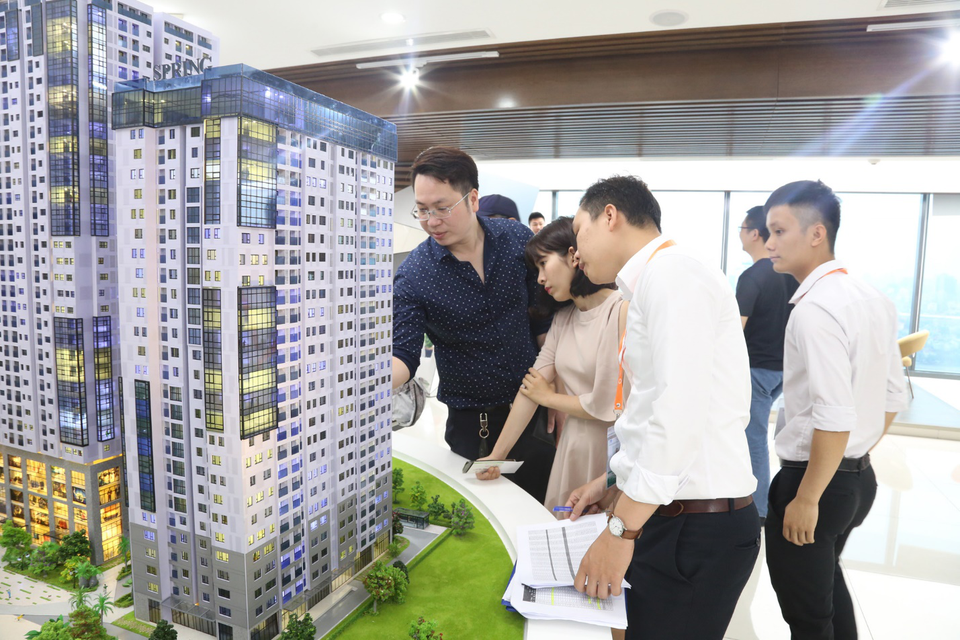 Cơ hội đầu tư căn hộ dự án GoldSeason ngay tại trung tâm quận Thanh Xuân - 1
Nhiều khách hàng quan tâm tìm hiểu cơ hội đầu tư căn hộ cho thuê tại dự án GoldSeason (47 Nguyễn Tuân, Q.Thanh Xuân, Hà Nội).