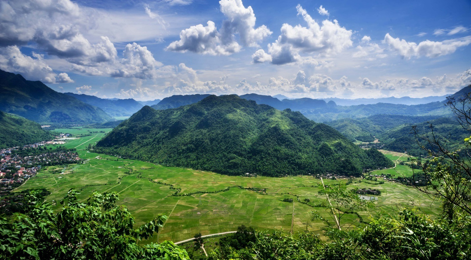 Gần Hà Nội, đi đâu vi vu trốn nắng hè này? - 1 Gần Hà Nội, đi đâu vi vu trốn nắng hè này? - 1