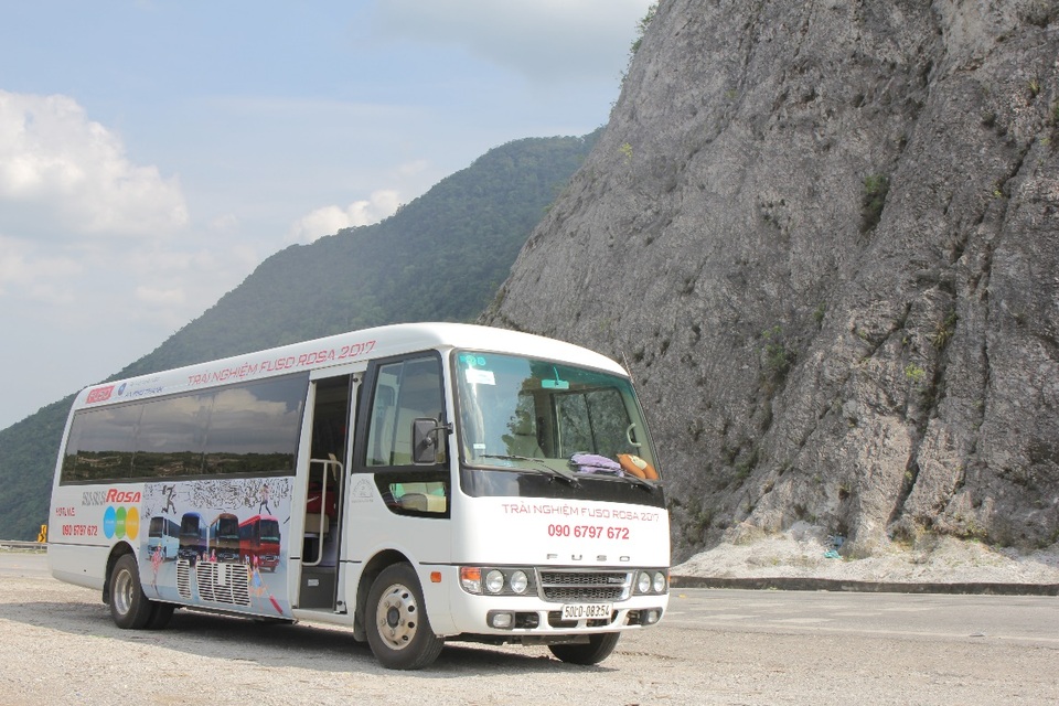 FUSO Rosa - Giấc mơ Nhật đã đến thật gần với khách hàng Việt Nam - 1 Chiếc xe FUSO ROSA mang đậm chất Nhật xuất hiện trên khắp nẻo đường cả nước