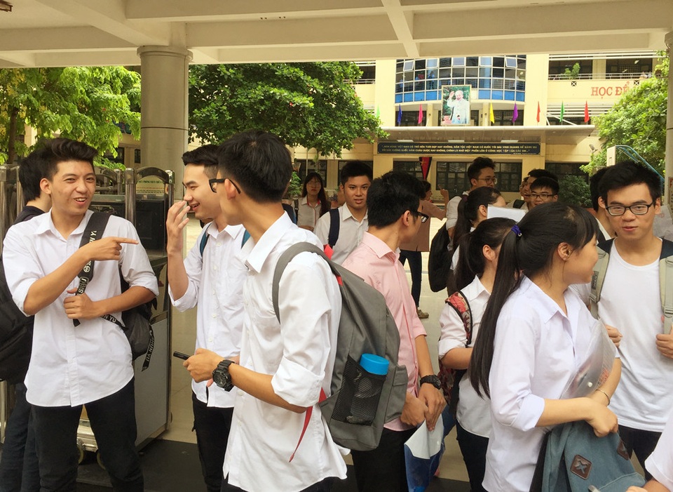 Đề thi tiếng Anh vừa tầm - 2 Nhiều thí sinh cho rằng đề Tiếng Anh có tính phân loại cao, sát kiến thức được học. (Ảnh: Lệ Thu)