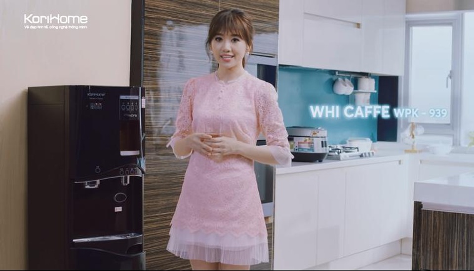 Hari Won bật mí bí kíp trở thành cô vợ vừa đẹp vừa thông minh - 2 Máy lọc nước WPK-939 của Korihome giúp Hari Won giải quyết nỗi lo về nguồn nước cho gia đình mình