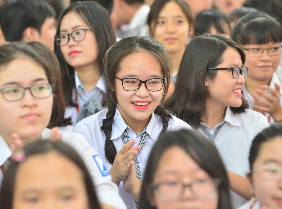 Hà Nội: Cấm các trường ép buộc mức đóng góp đối với phụ huynh - 1 Hà Nội cấm các trường ép buộc hoặc bình quân hóa mức đóng góp đối với phụ huynh học sinh.