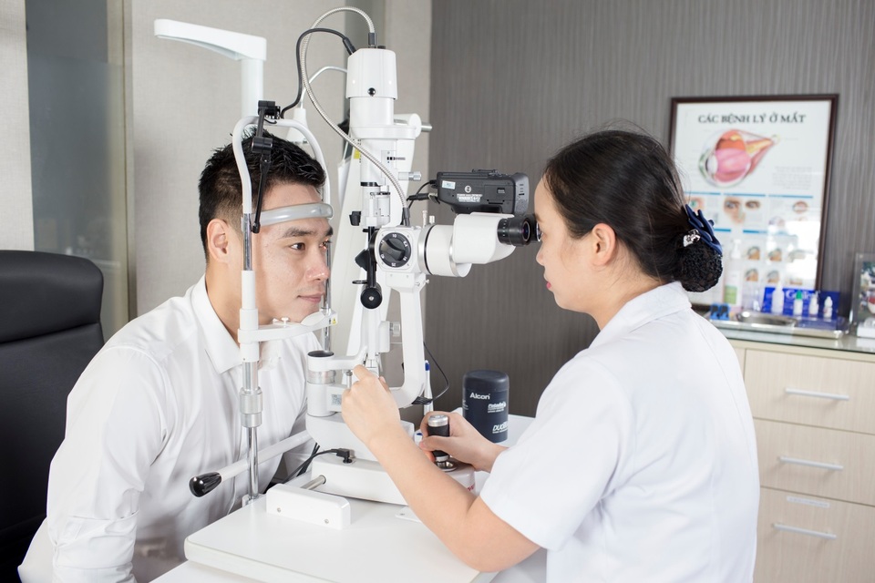 Phẫu thuật khúc xạ tiến đến không còn sử dụng dao vi phẫu - 1 ReLEx SMILE gần như phù hợp với mọi bệnh nhân mắc TKX