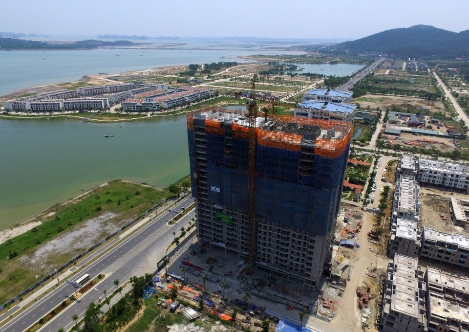 Cất nóc Hometel kiểu mẫu đầu tiên tại Việt Nam - 1