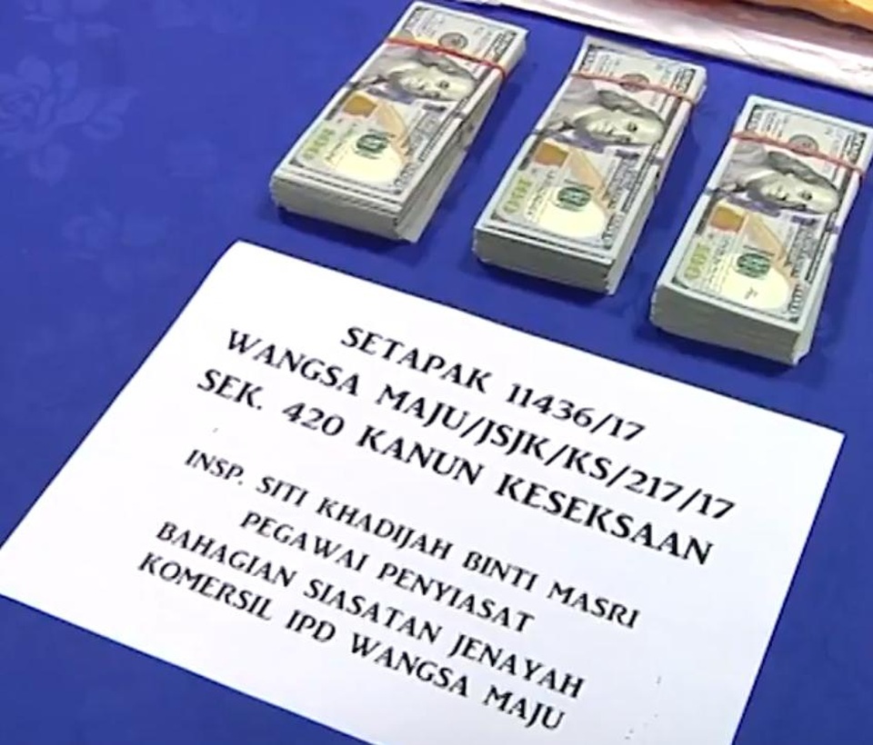 Cơn ác mộng của cụ bà 77 tuổi sang Malaysia tìm gặp "người tình tỷ phú" - 1 Cụ bà đã mất toàn bộ tiền tiết kiệm vào tay “người tình online”