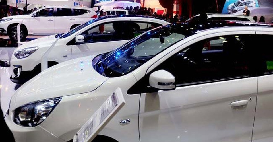 Dân ô tô nỗi sợ "cô hồn": Showroom lạnh lẽo, khách lắc đầu bỏ đi - 1
Nhiều người có tâm lý chờ đợi giá ô tô còn giảm nữa