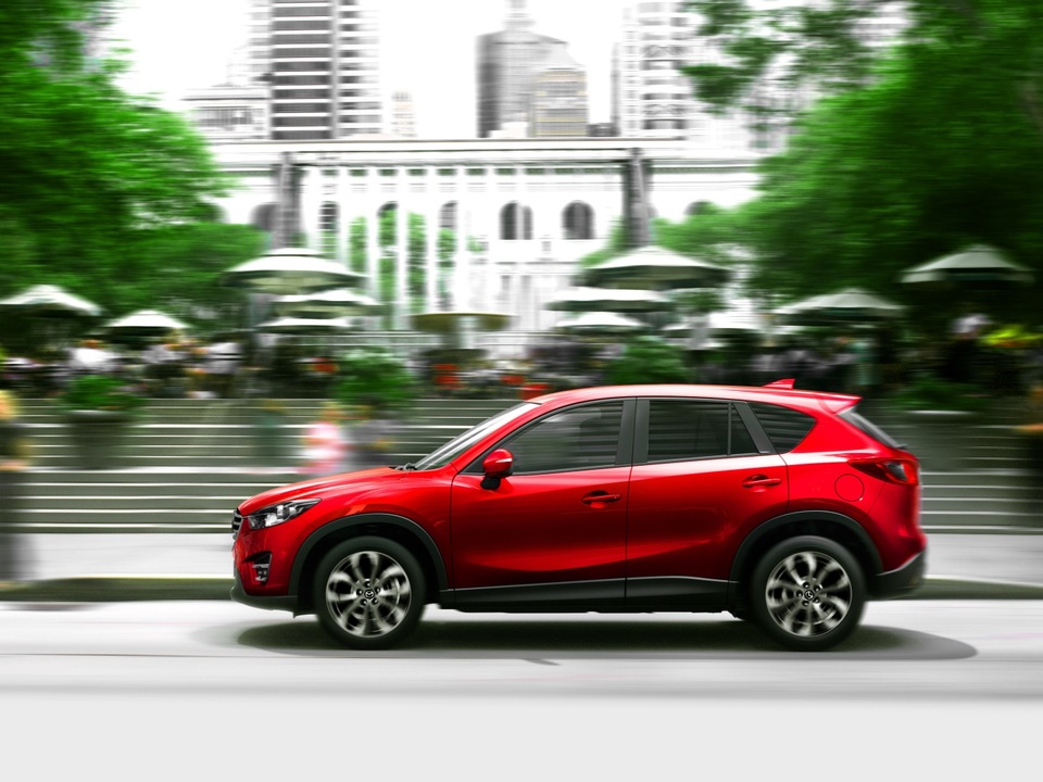 Với hệ thống phân phối trải dài khắp cả nước, trong suốt giai đoạn bảo hành khách hàng có thể mang xe đến bất kỳ Showroom/Đại lý của Mazda trên toàn quốc để sử dụng dịch vụ. Đây chính những yếu tố tạo được niềm tin của khách hàng khi lựa chọn Mazda CX-5 nói riêng và các sản phẩm Mazda nói chung.