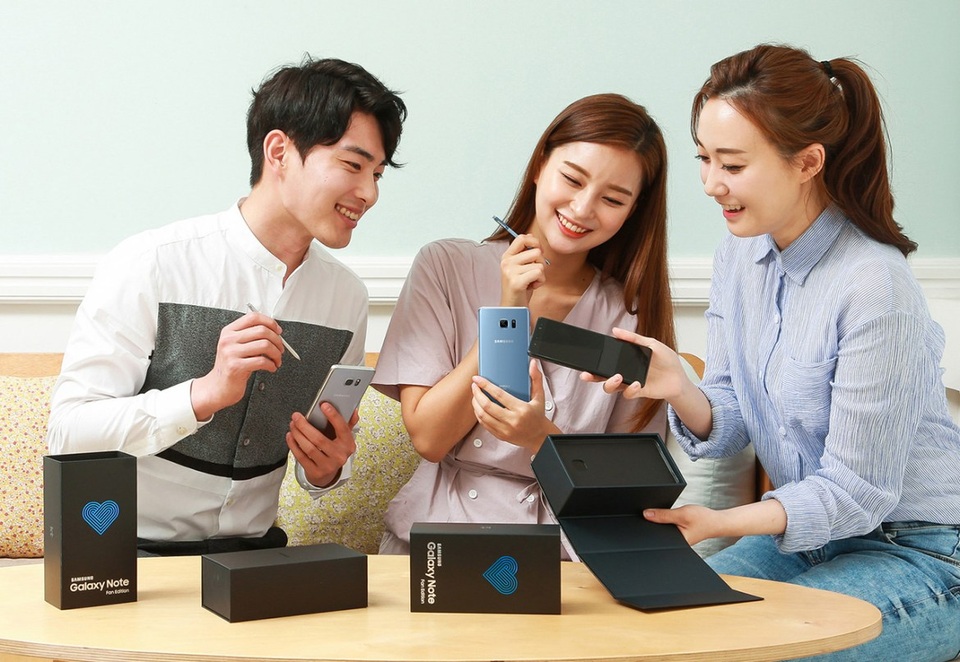 Galaxy Note "trong mắt" người dùng - 1 Phấn khích là cảm xúc chung của người dùng ngay khi được sở hữu một thiết bị Galaxy Note.