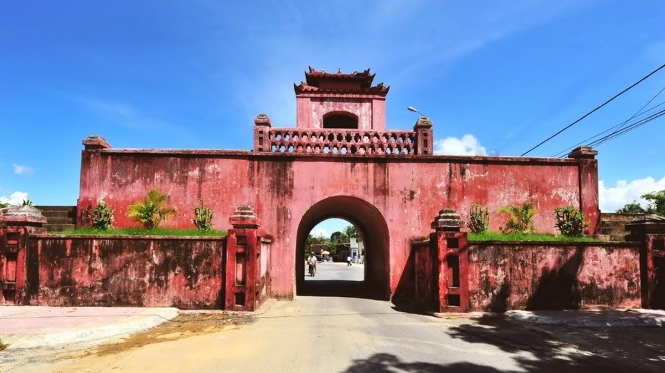 Giá trị bất động sản tăng vọt nhờ tiềm năng phát triển du lịch - 1 Di tích lịch sử Quốc gia Thành cổ Diên Khánh sẽ đóng vai trò đa dạng hóa sản phẩm du lịch của thành phố Nha Trang