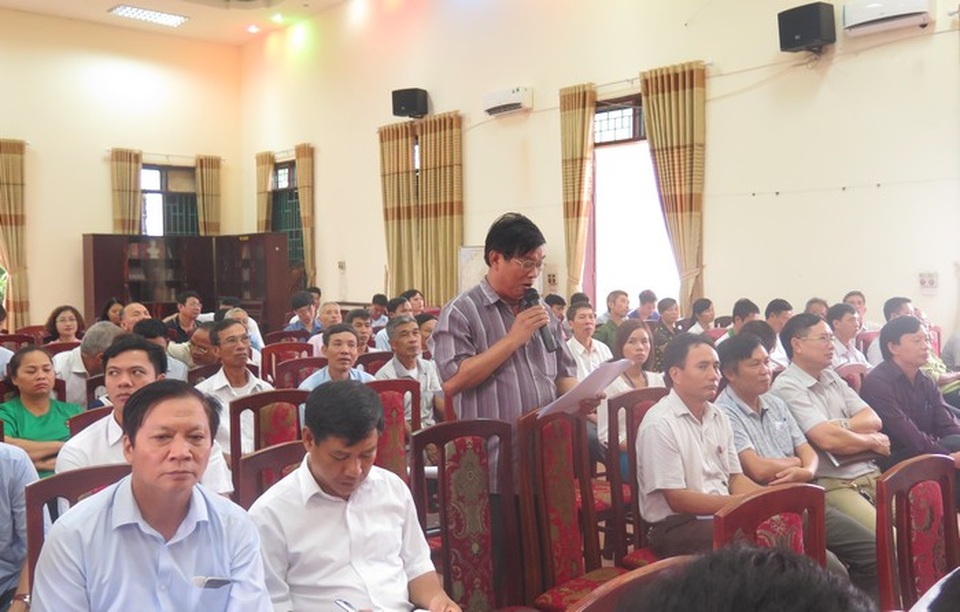 Cán bộ hỏng là nguy hại cho Đảng - 2
Cử tri Hà Nội kiến nghị nhiều giải pháp trong công tác xây dựng Đảng. Ảnh: HH