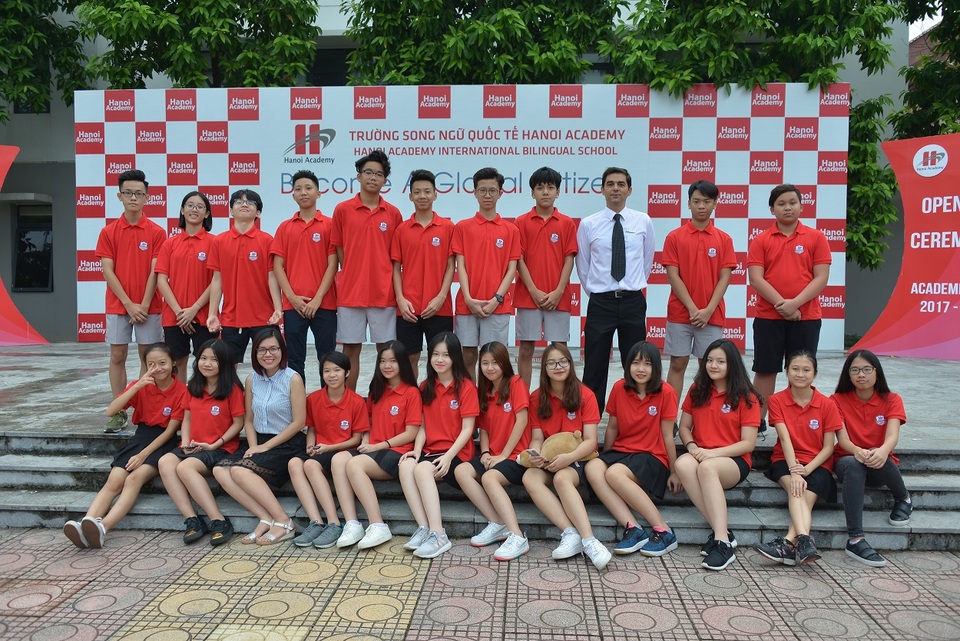 Học sinh trường Hanoi Academy trong ngày khai giảng năm học mới.
