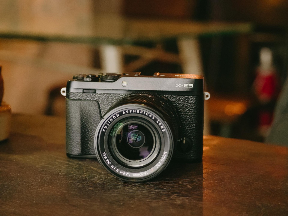 Đánh giá chi tiết máy ảnh Fujifilm X-E3 - 1 Đánh giá chi tiết máy ảnh Fujifilm X-E3 - 1
