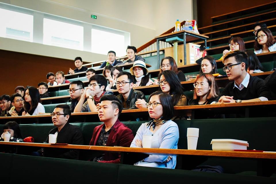 
Đại hội là dịp để đón tiếp các bạn tân sinh viên và bầu ban chấp hành Hội sinh viên cho nhiệm kỳ mới.
