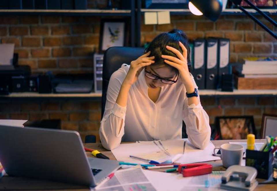 Công việc văn phòng ảnh hưởng đến sức khoẻ như thế nào? - 1 Công việc văn phòng ảnh hưởng đến sức khoẻ như thế nào? - 1