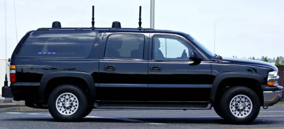 
Một xe tác chiến điện từ trong đoàn xe chuyên dụng phục vụ Tổng thống Mỹ. (Ảnh: Getty)
